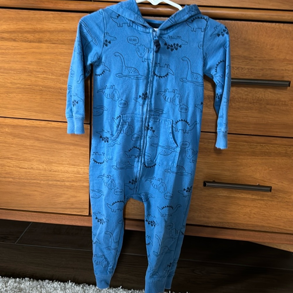 Carter’s 18 month hooded zip up romper